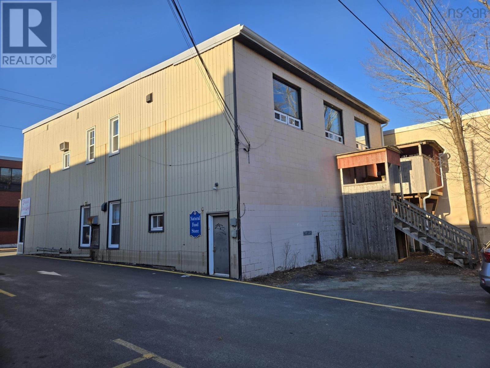 805-809 Prince Street Property Photo 6