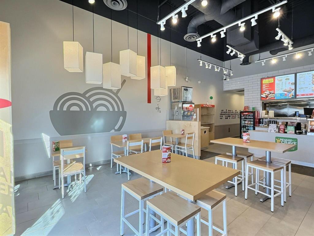 6 825 18th Street N Property Photo 3