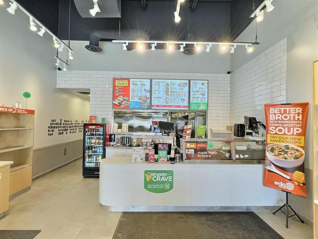 6 825 18th Street N Property Photo 6