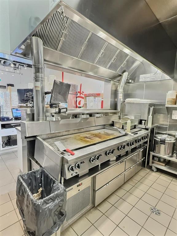 6 825 18th Street N Property Photo 8