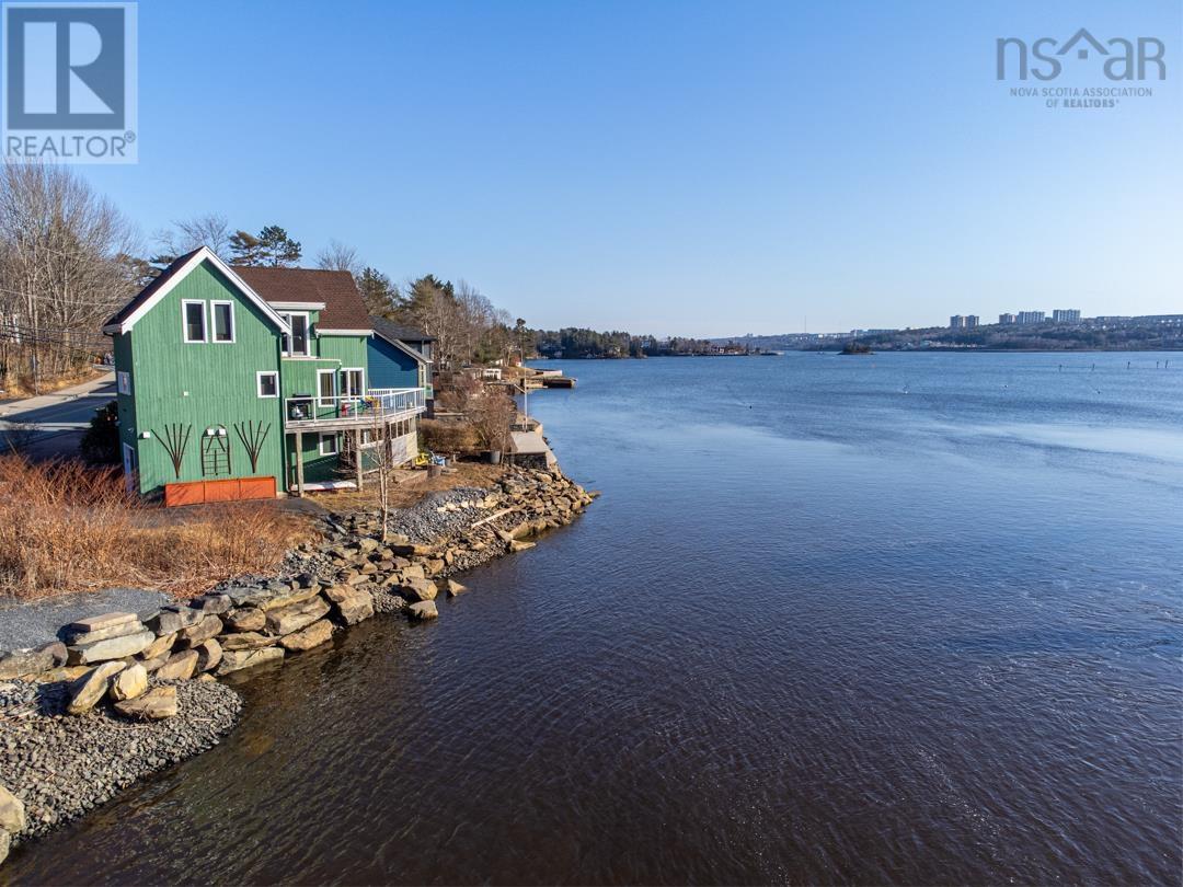 567 Shore Drive Property Photo 4