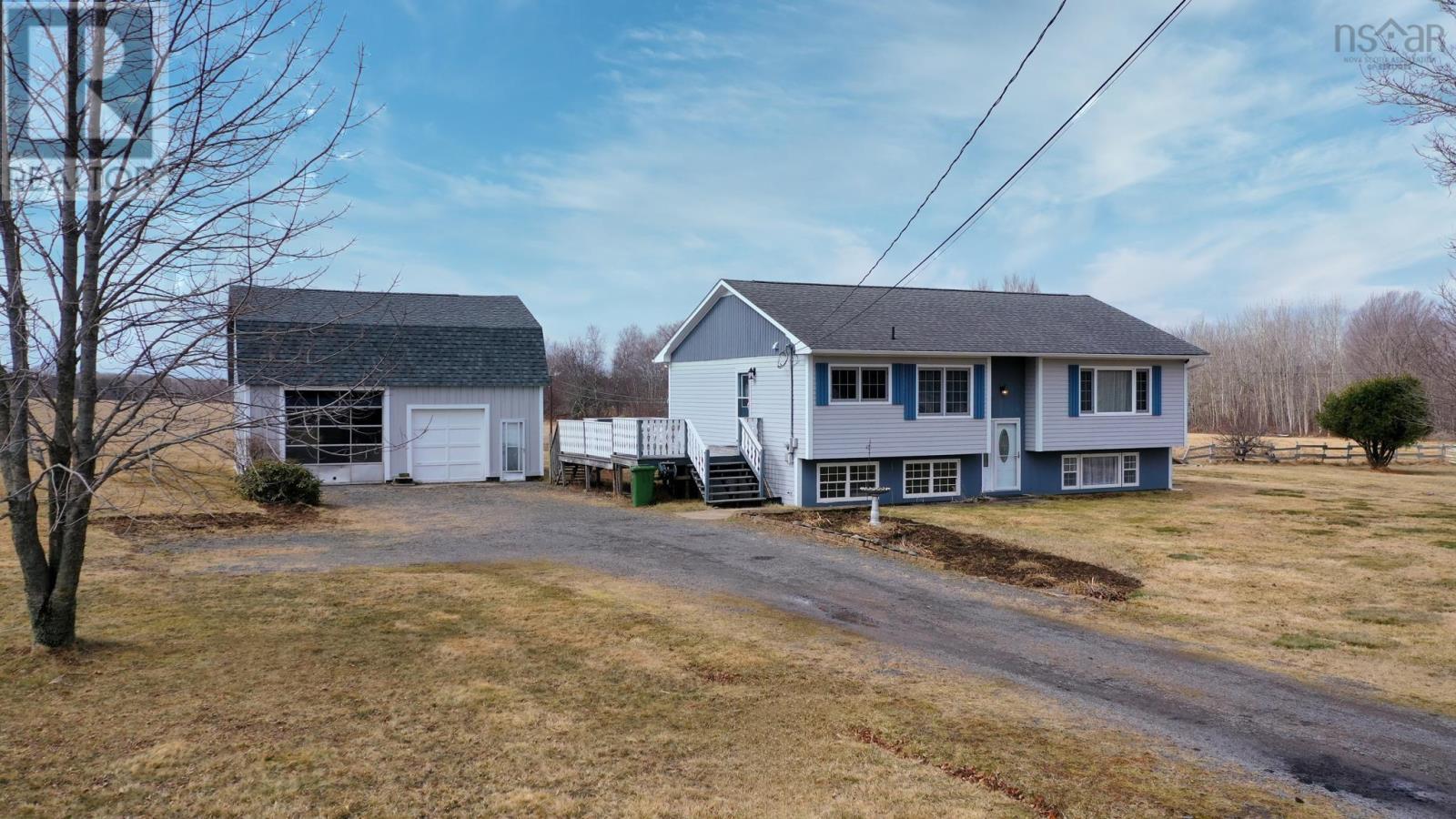 893 Thompson Road Property Photo 35