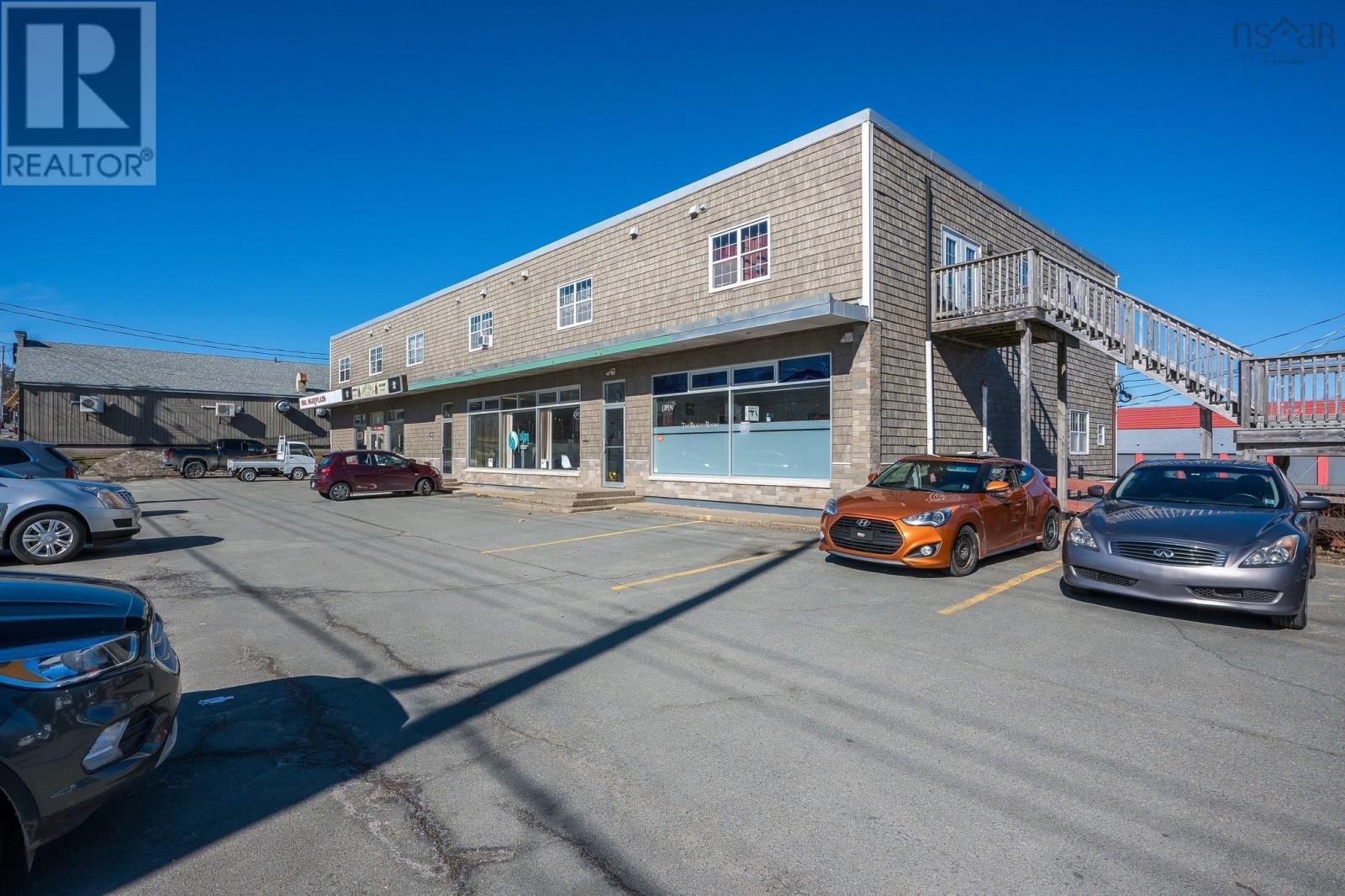 224 Dufferin Street Property Photo 2