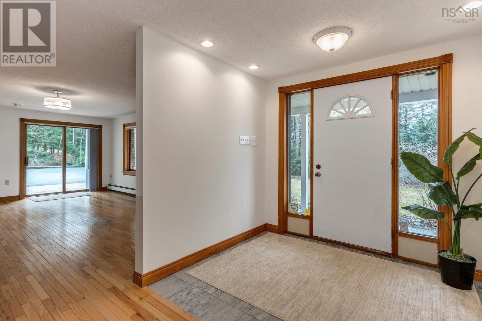 252 Howe Avenue Property Photo 27