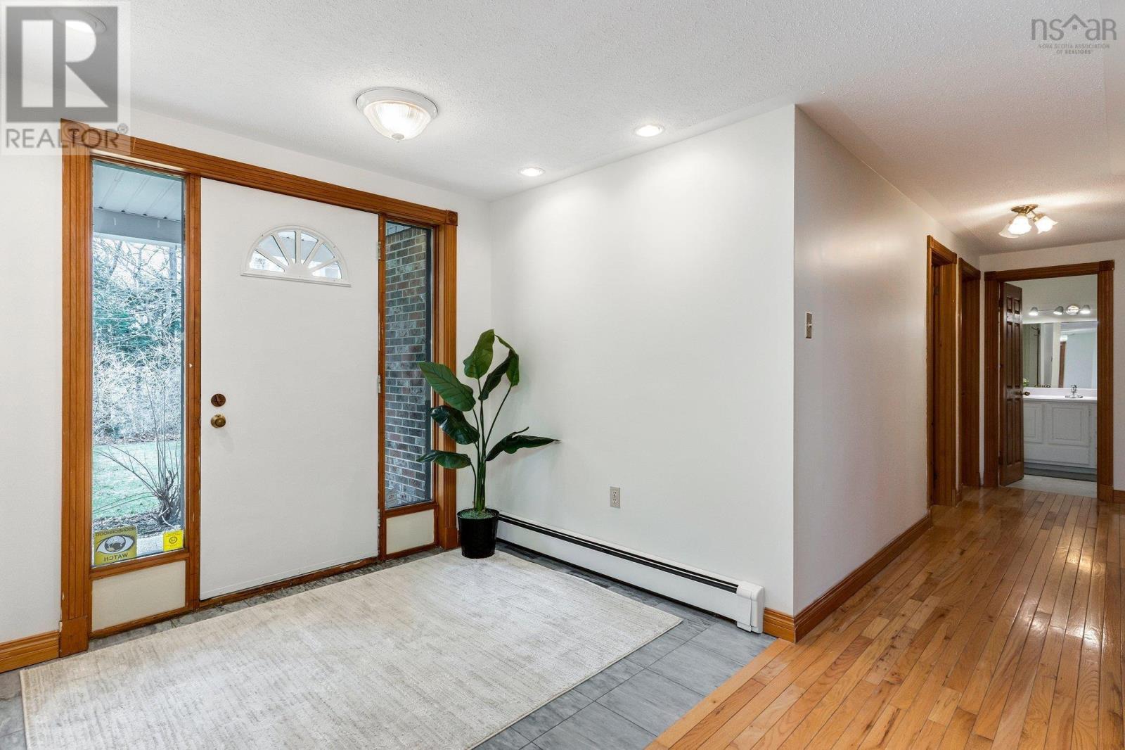 252 Howe Avenue Property Photo 28
