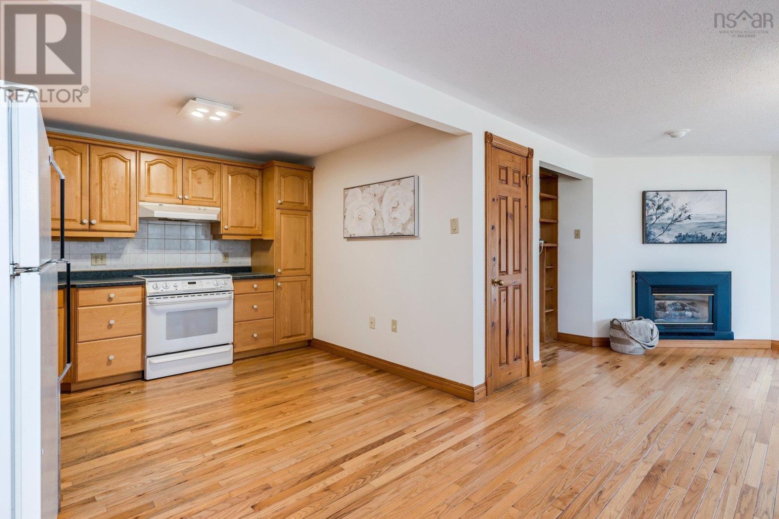 252 Howe Avenue Property Photo 29