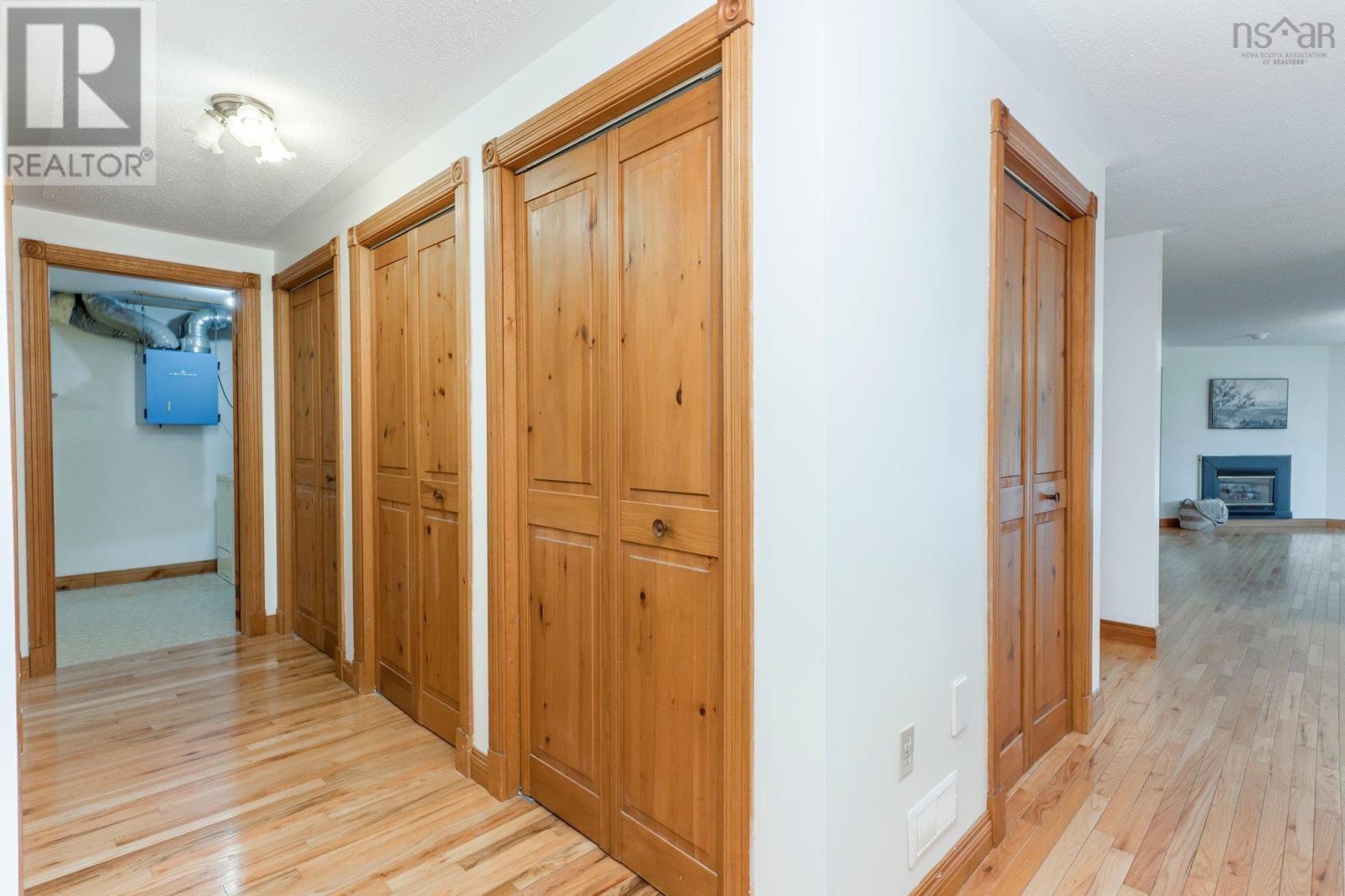 252 Howe Avenue Property Photo 36