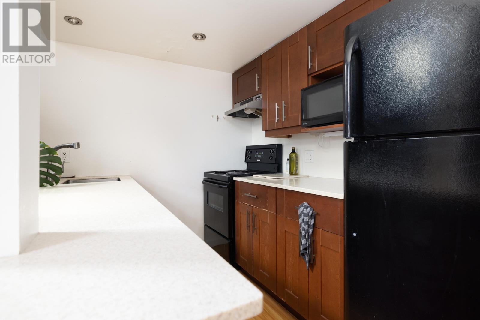 15 2128 Brunswick Street Property Photo 8