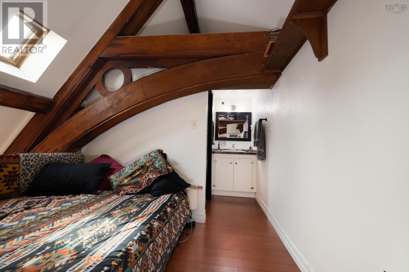 15 2128 Brunswick Street Property Photo 12