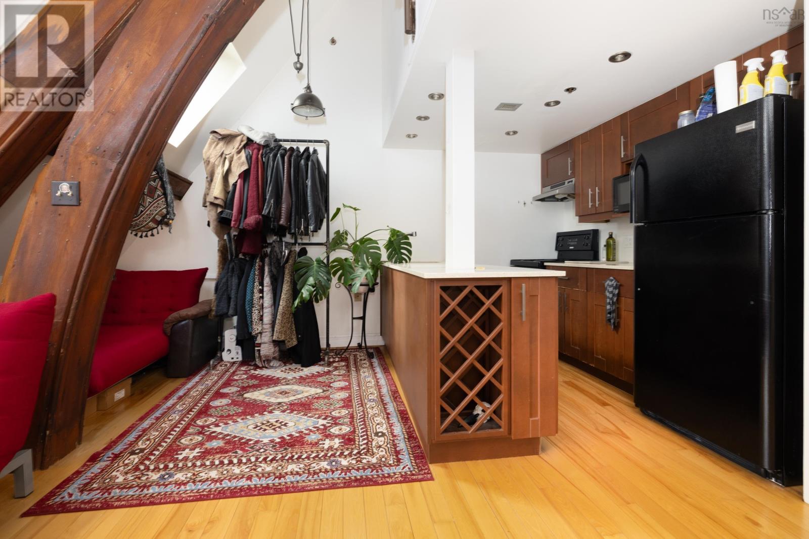 15 2128 Brunswick Street Property Photo 13