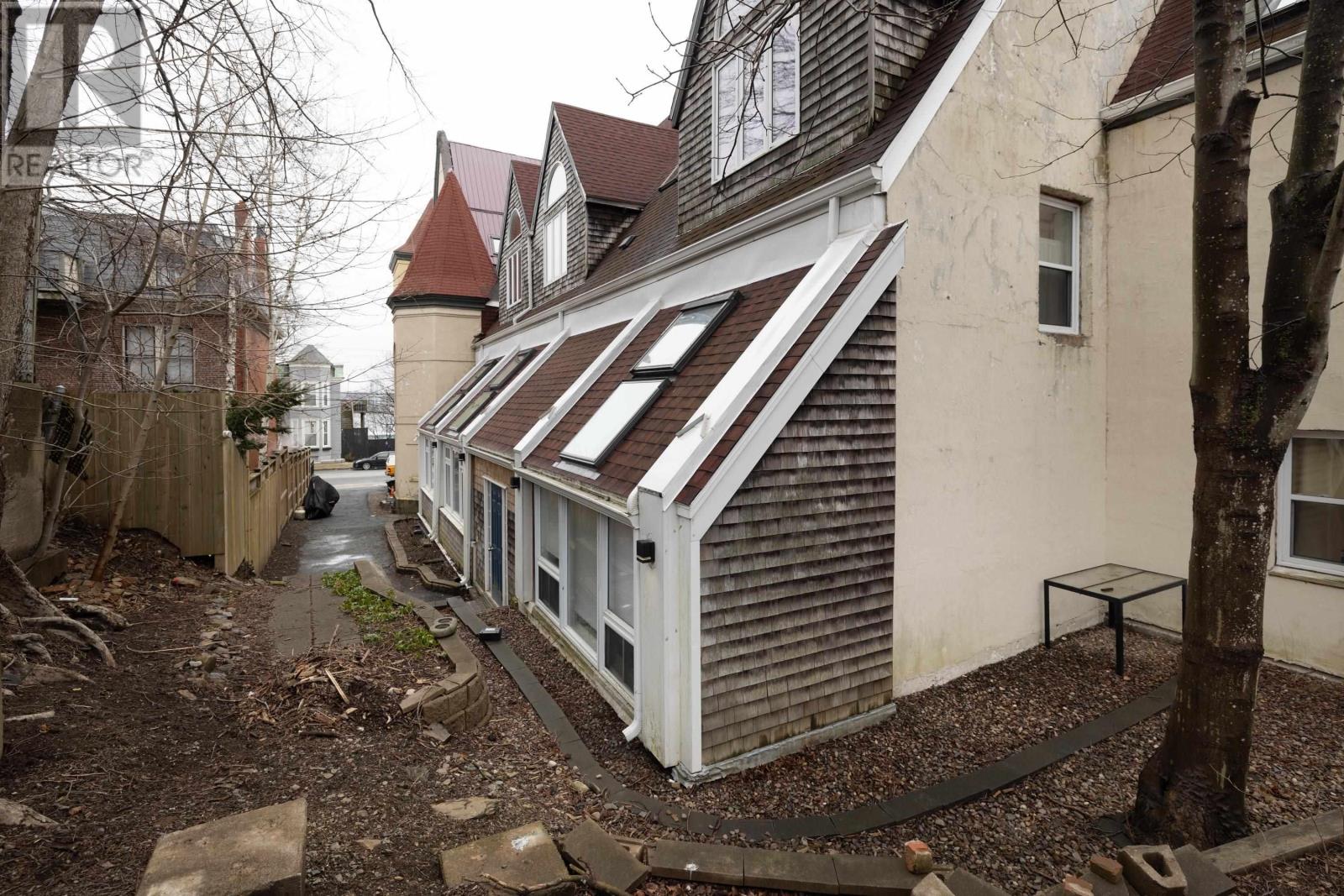 15 2128 Brunswick Street Property Photo 19