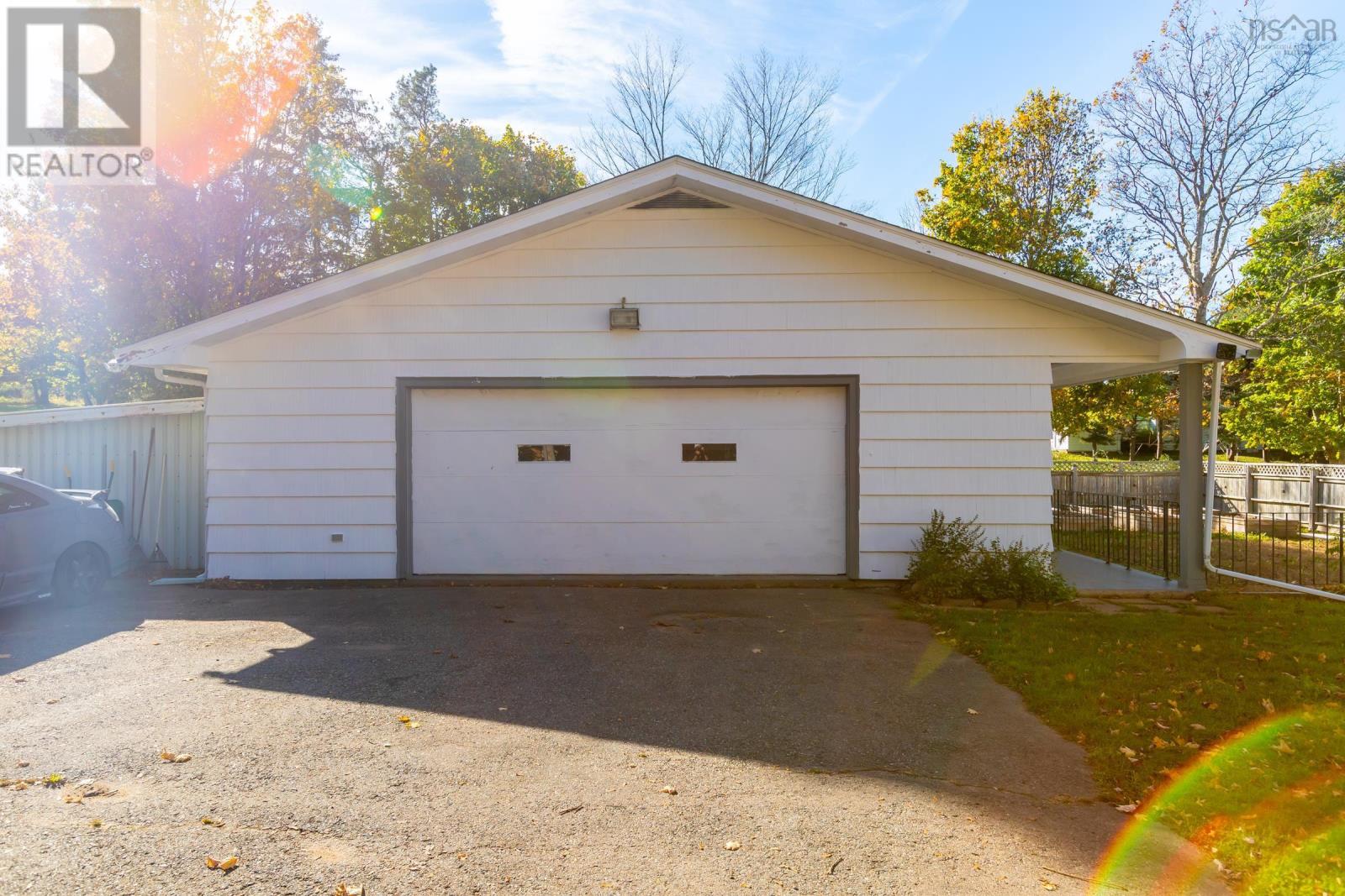 428 Highway 1 Property Photo 44