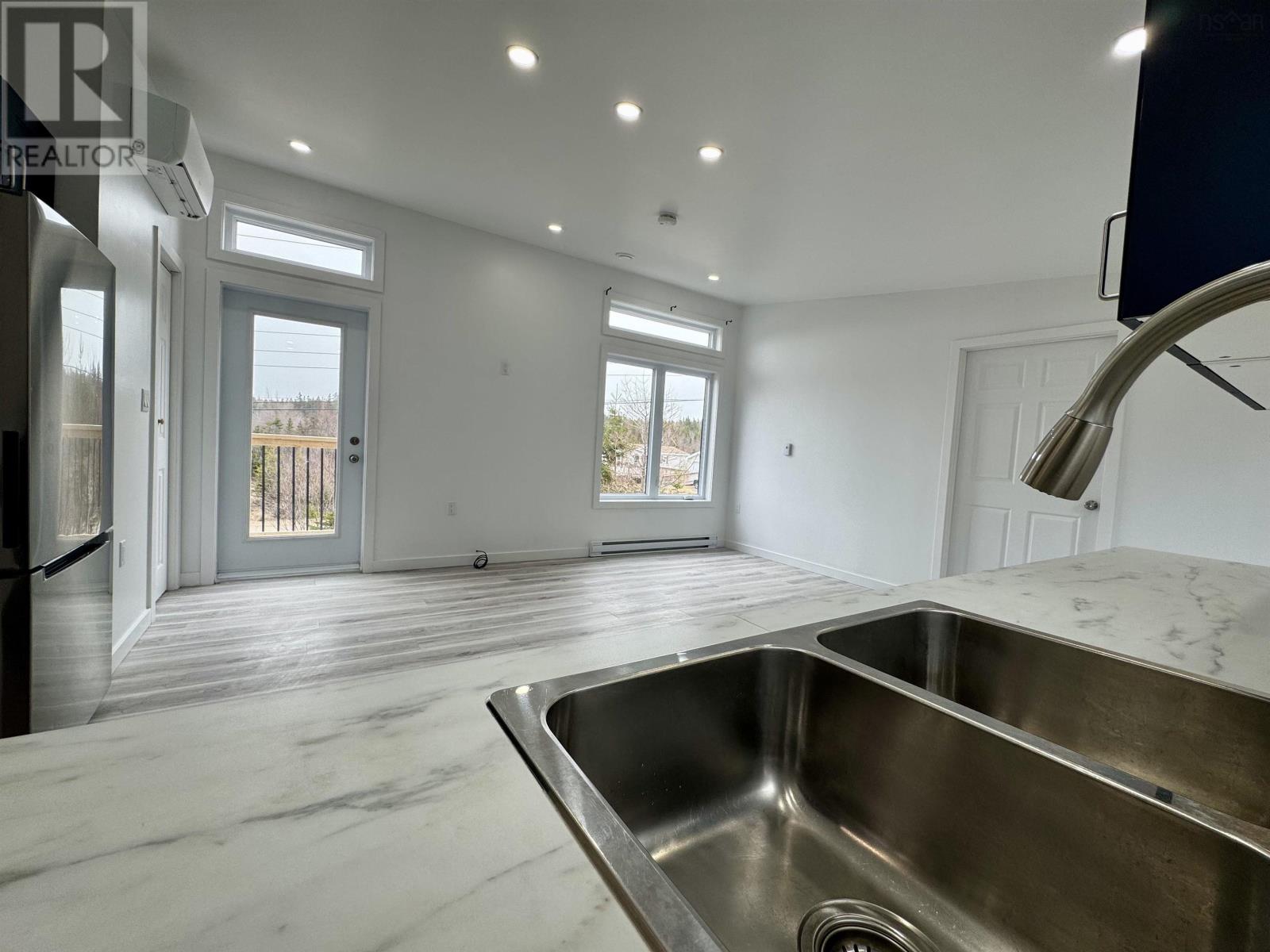 16 Mcnamara Bend Property Photo 5
