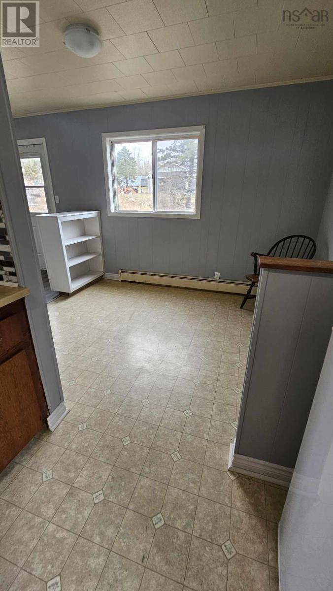 15 Pool Road Property Photo 10