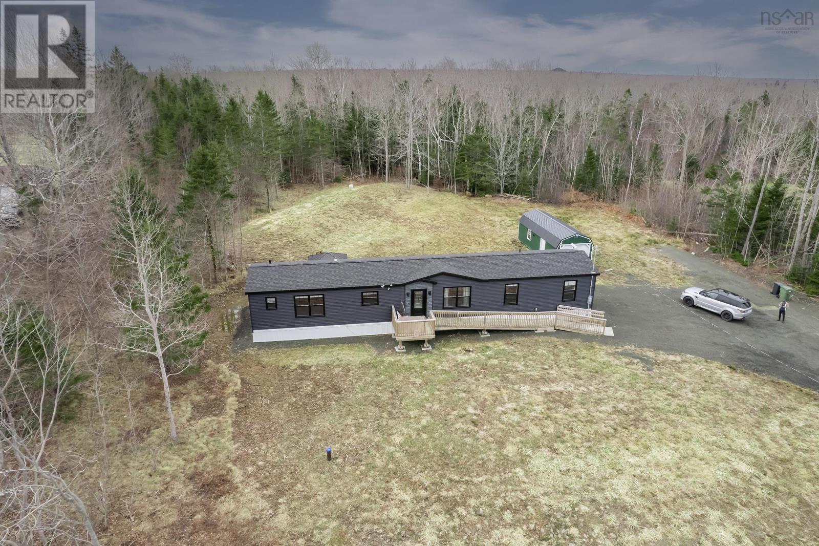 506 Back Road Property Photo