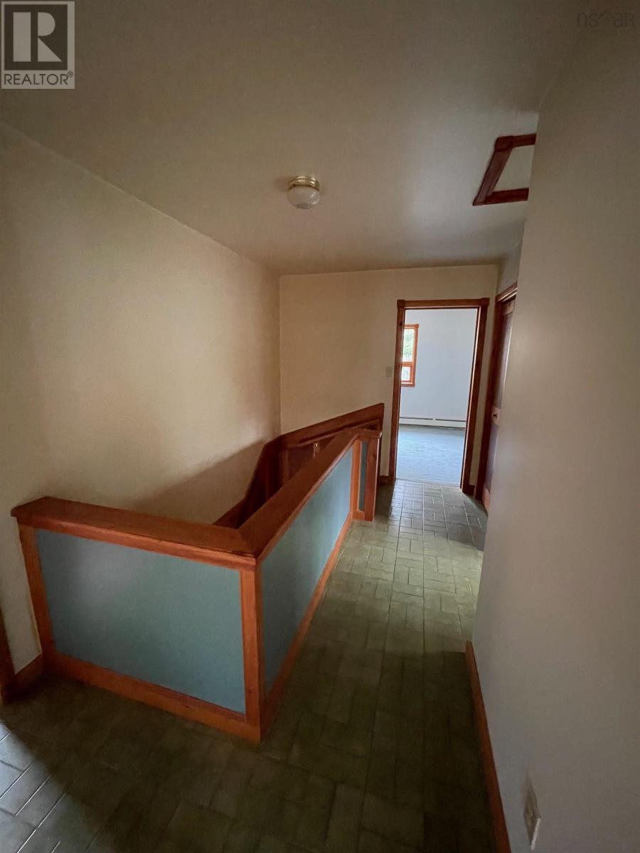 5536 East Bay Highway Property Photo 36