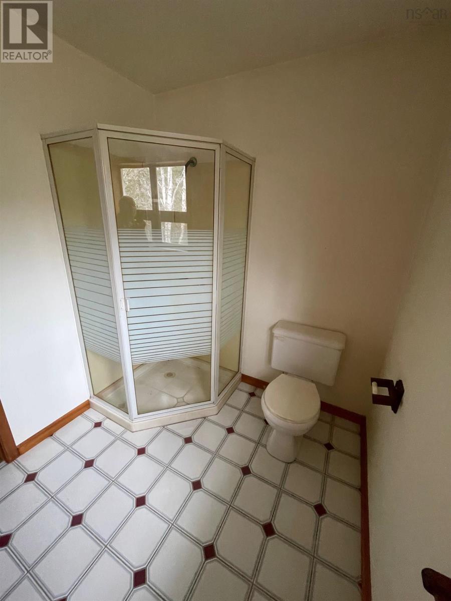5536 East Bay Highway Property Photo 37