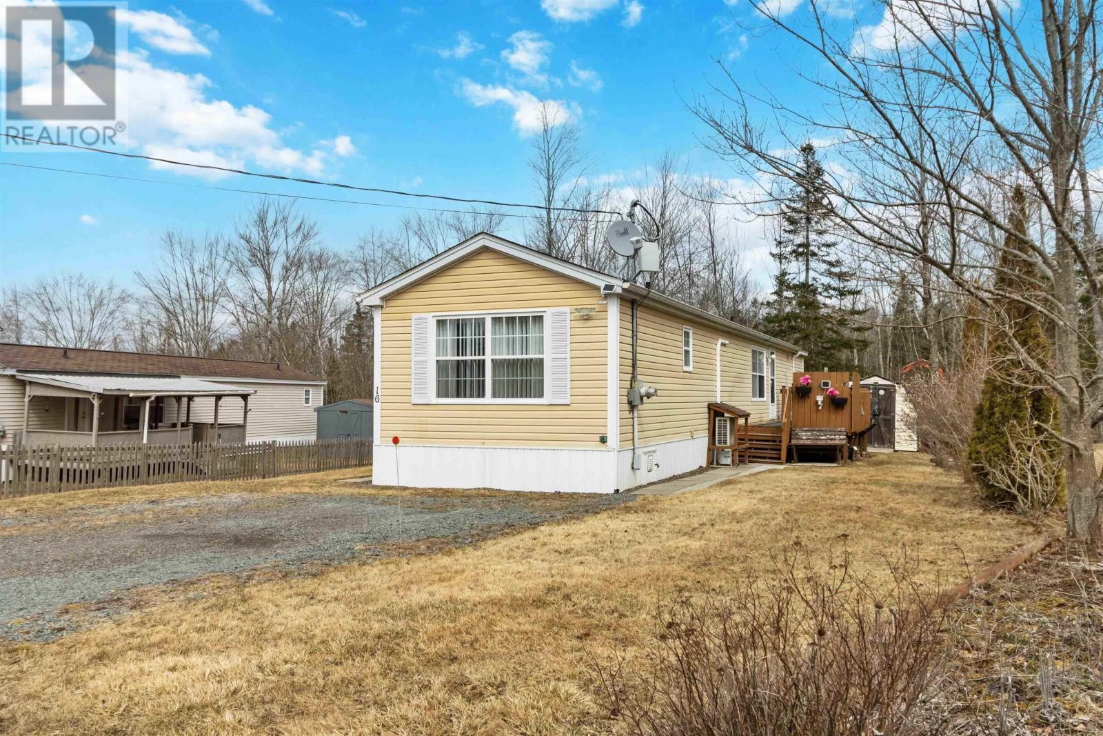 16 Low Tide Road Property Photo 6