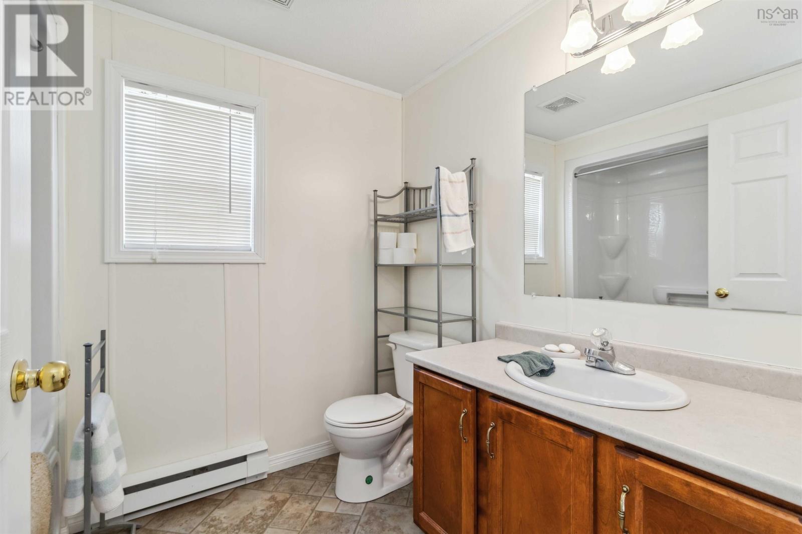16 Low Tide Road Property Photo 21