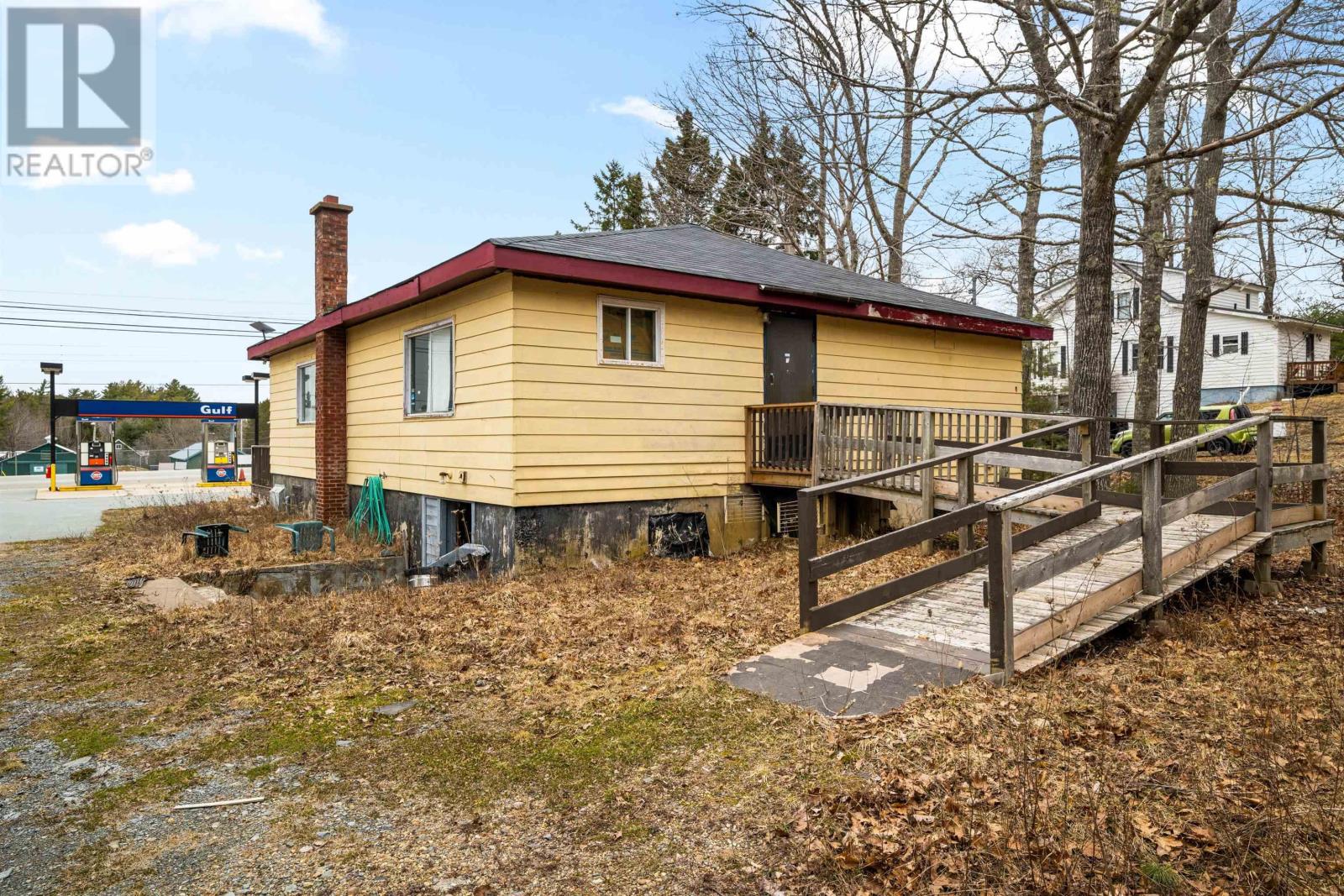 9645 Highway 8 Property Photo 18