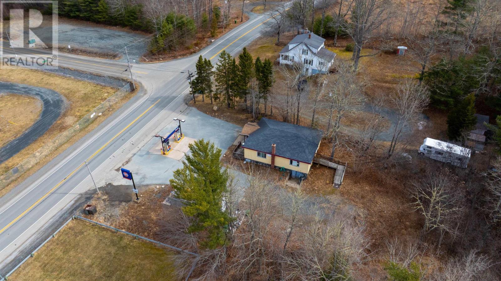 9645 Highway 8 Property Photo 23