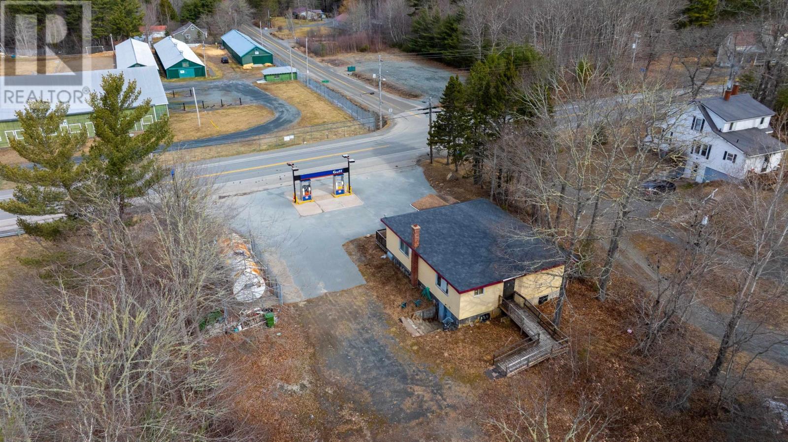 9645 Highway 8 Property Photo 28