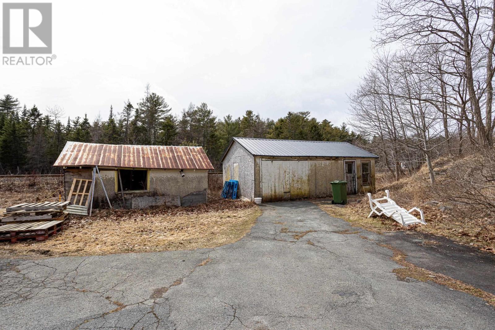 1427 Cobequid Road, 1431 And 1433 Cobequid Road Property Photo 7