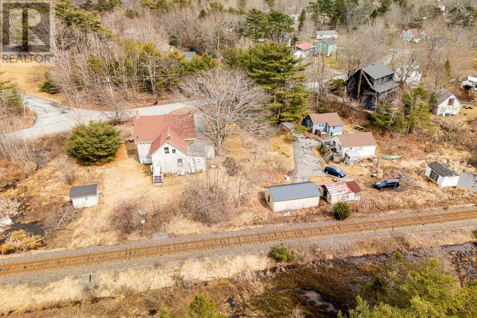 1427 Cobequid Road, 1431 And 1433 Cobequid Road Property Photo 9