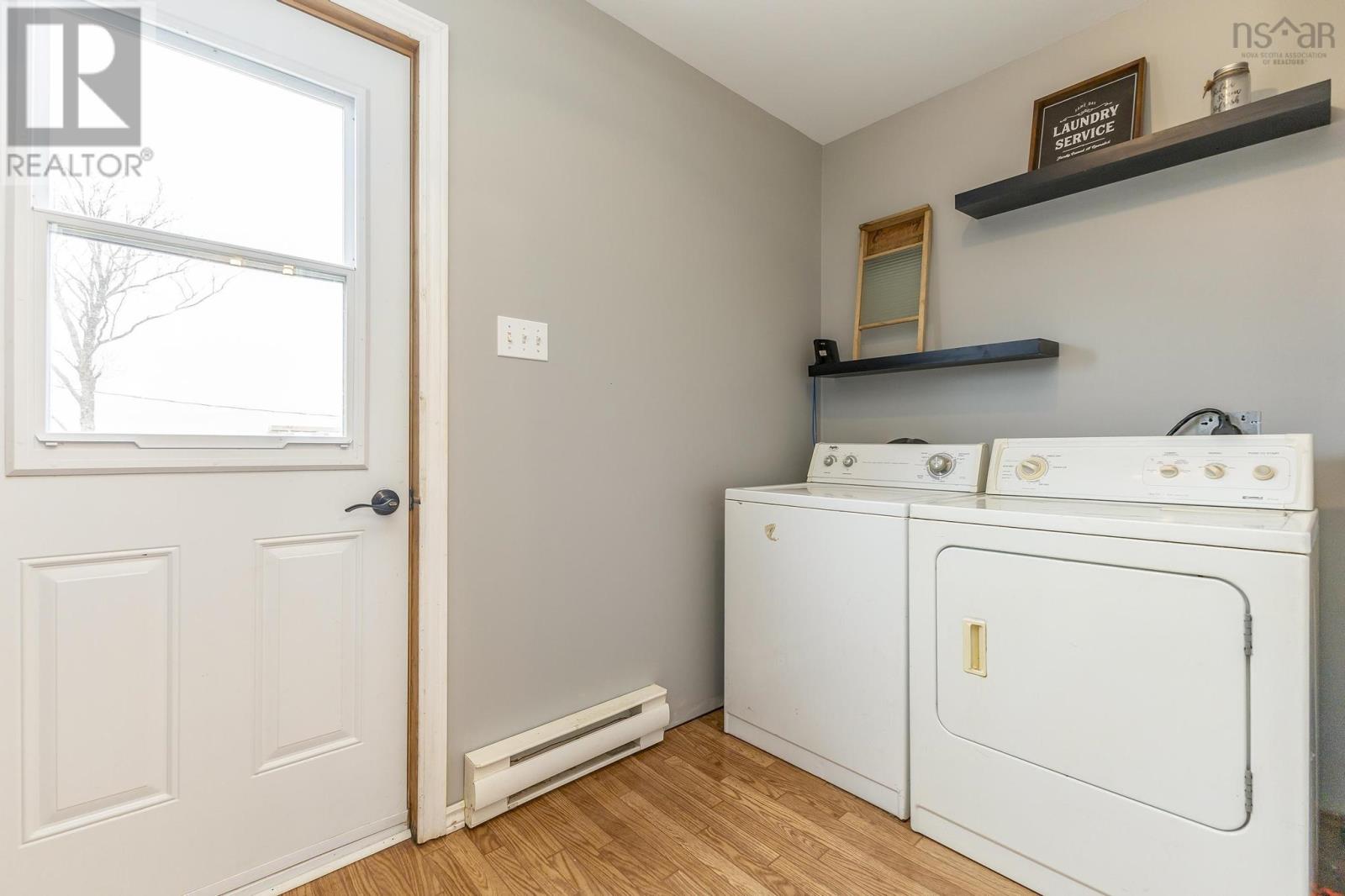 4172 East River East Side Property Photo 10