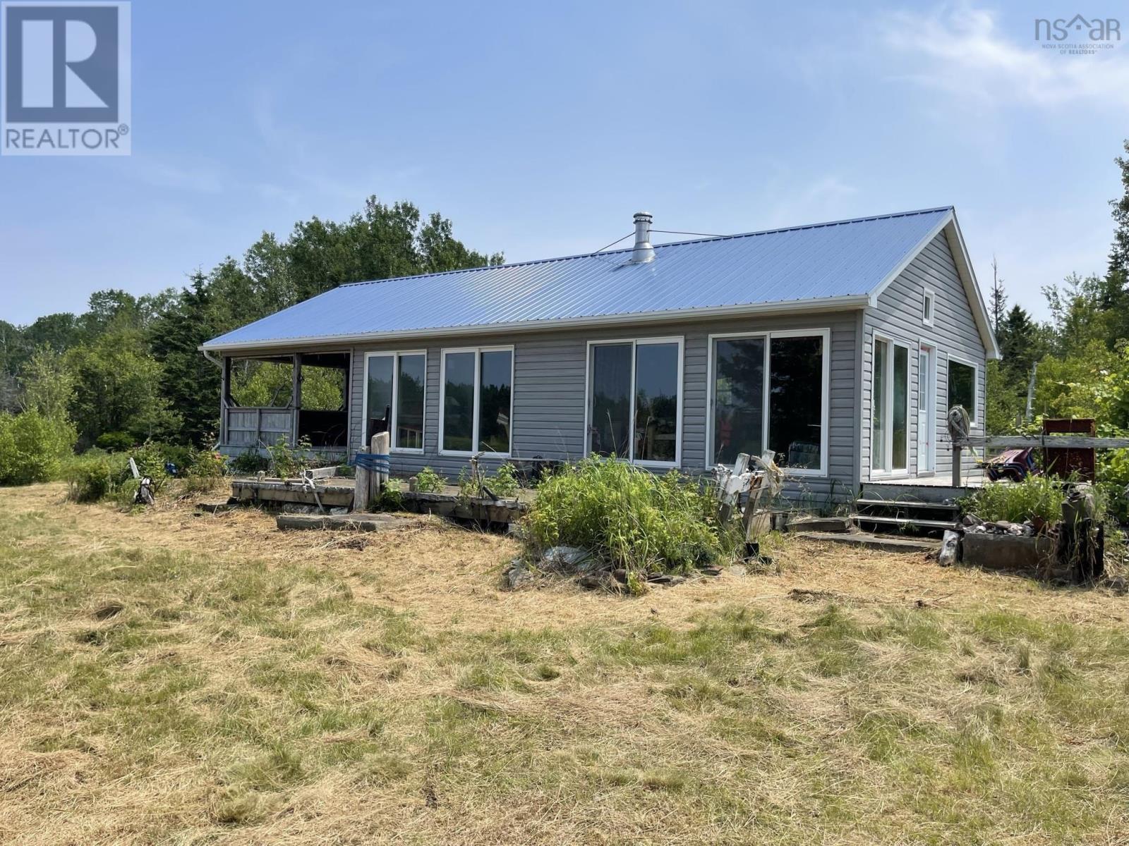 354 Horton Point Road Property Photo 1