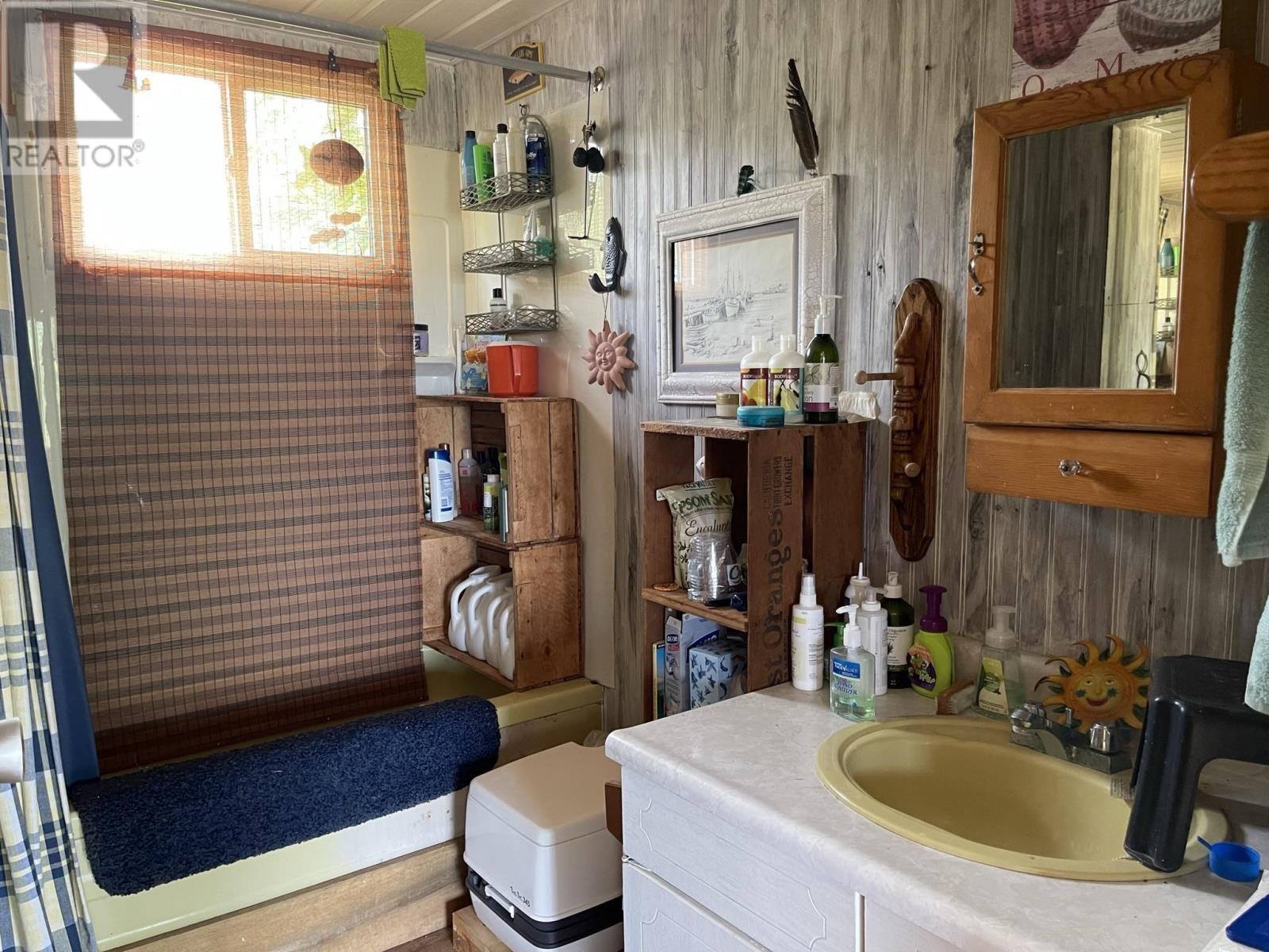 354 Horton Point Road Property Photo 25