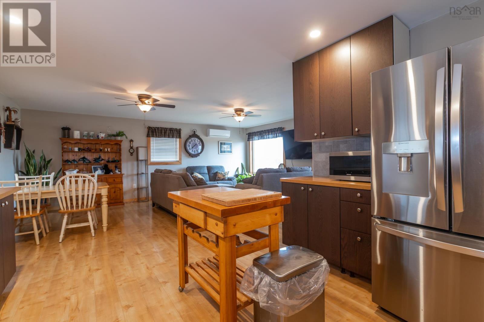 4752 Highway 1 Property Photo 6