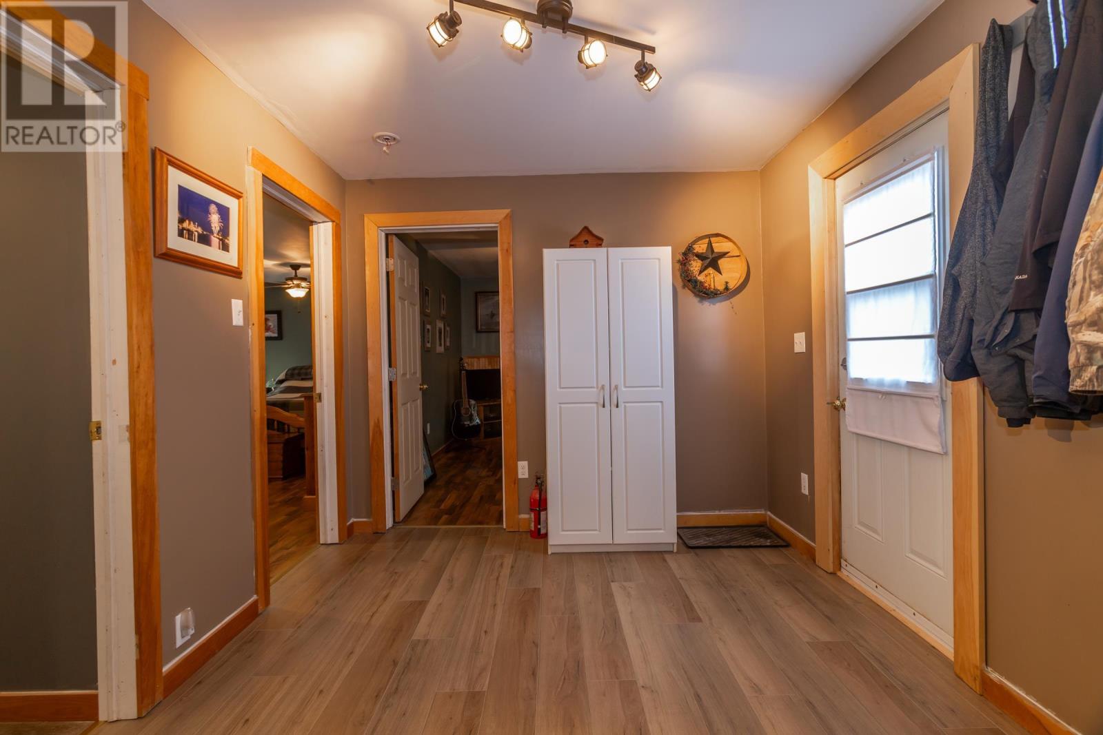 4752 Highway 1 Property Photo 8