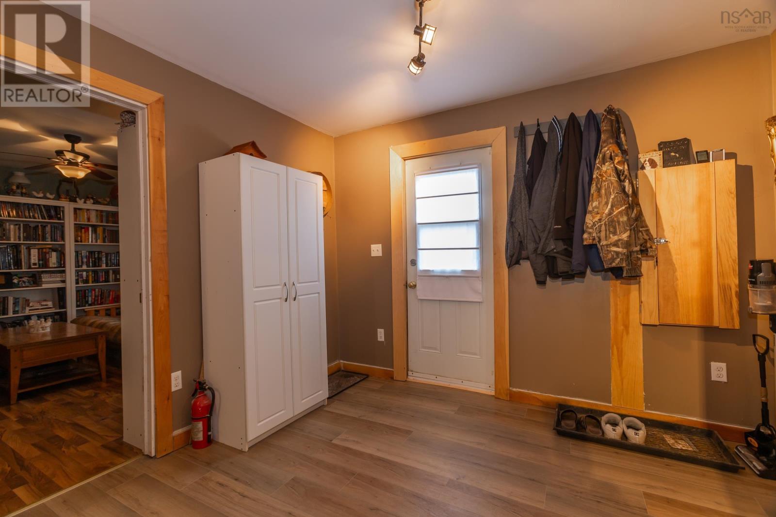 4752 Highway 1 Property Photo 10