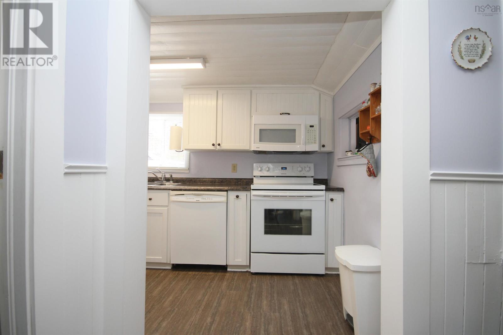 2738 Hwy 344 Property Photo 14