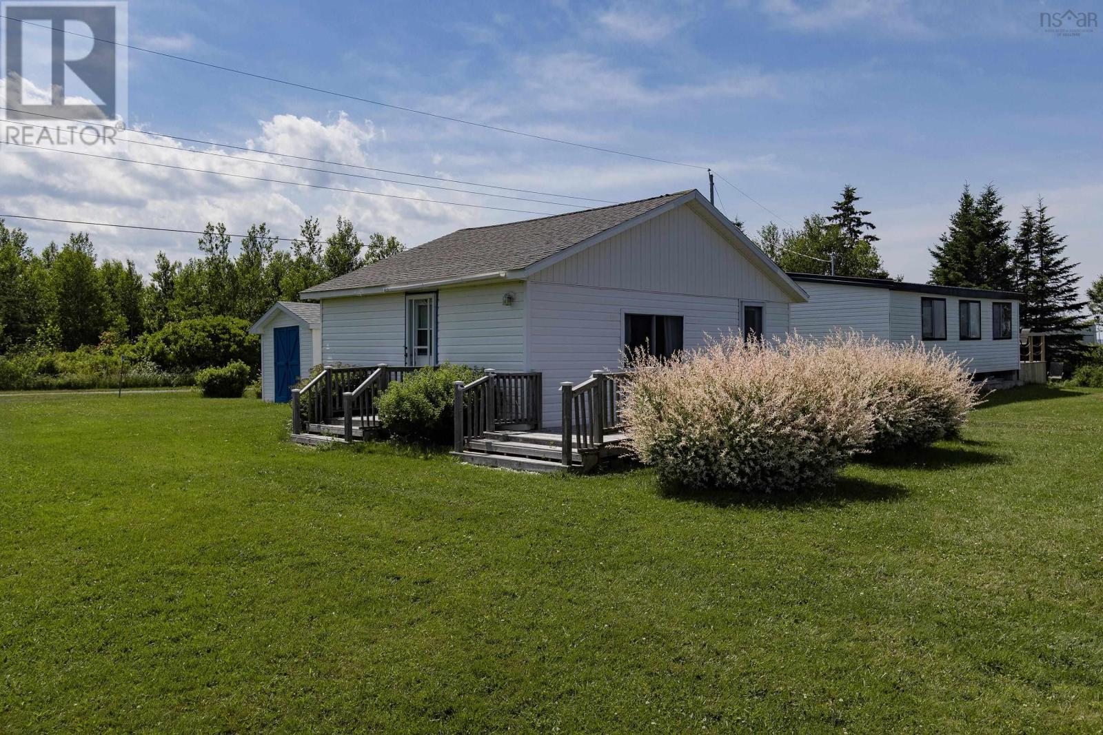 130 Beach Road Property Photo 5