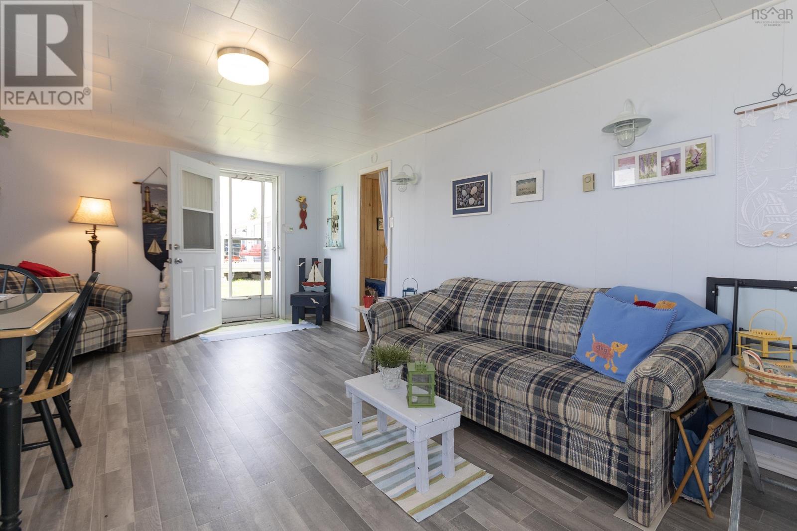 130 Beach Road Property Photo 18