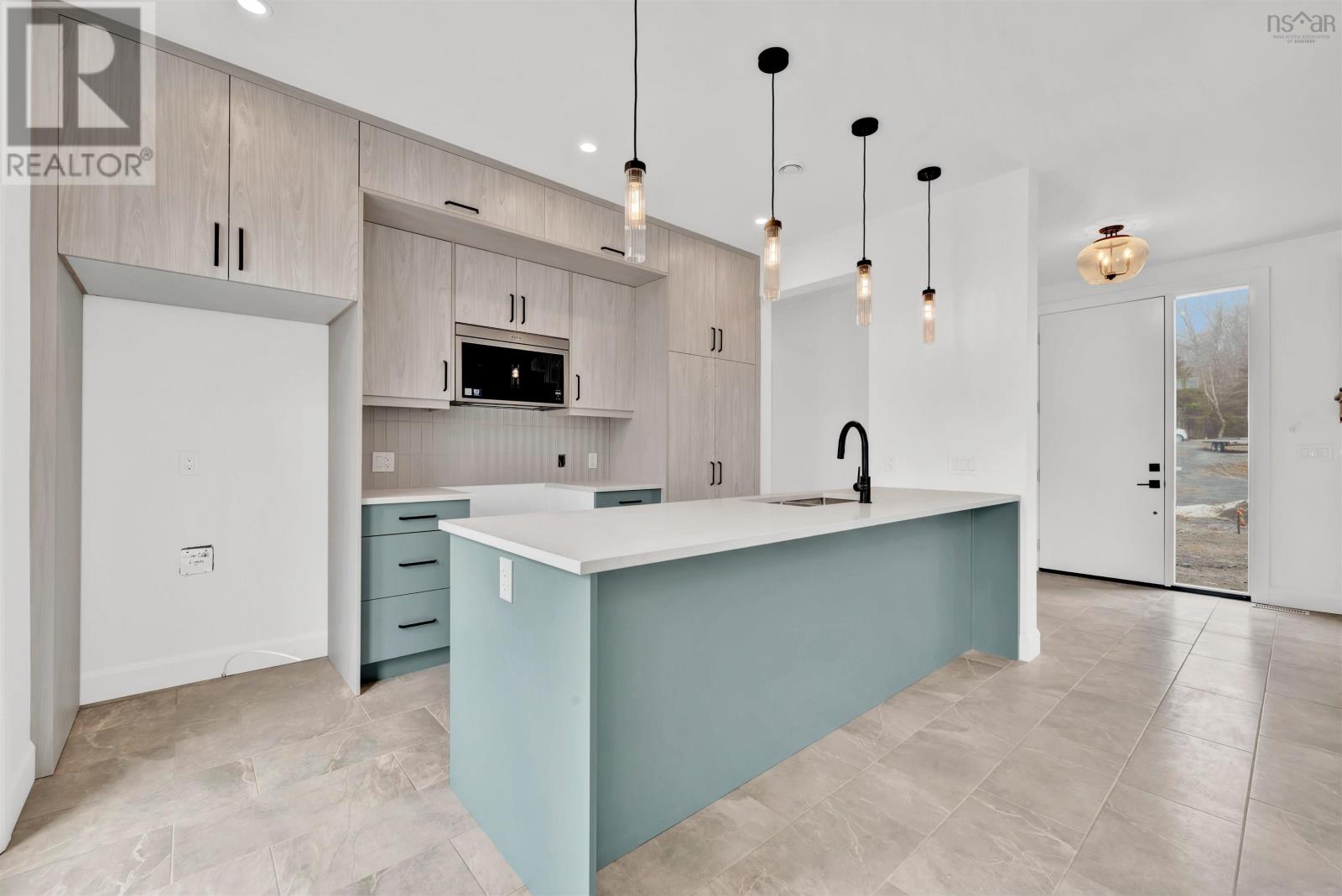 15 Merion Court Property Photo 8