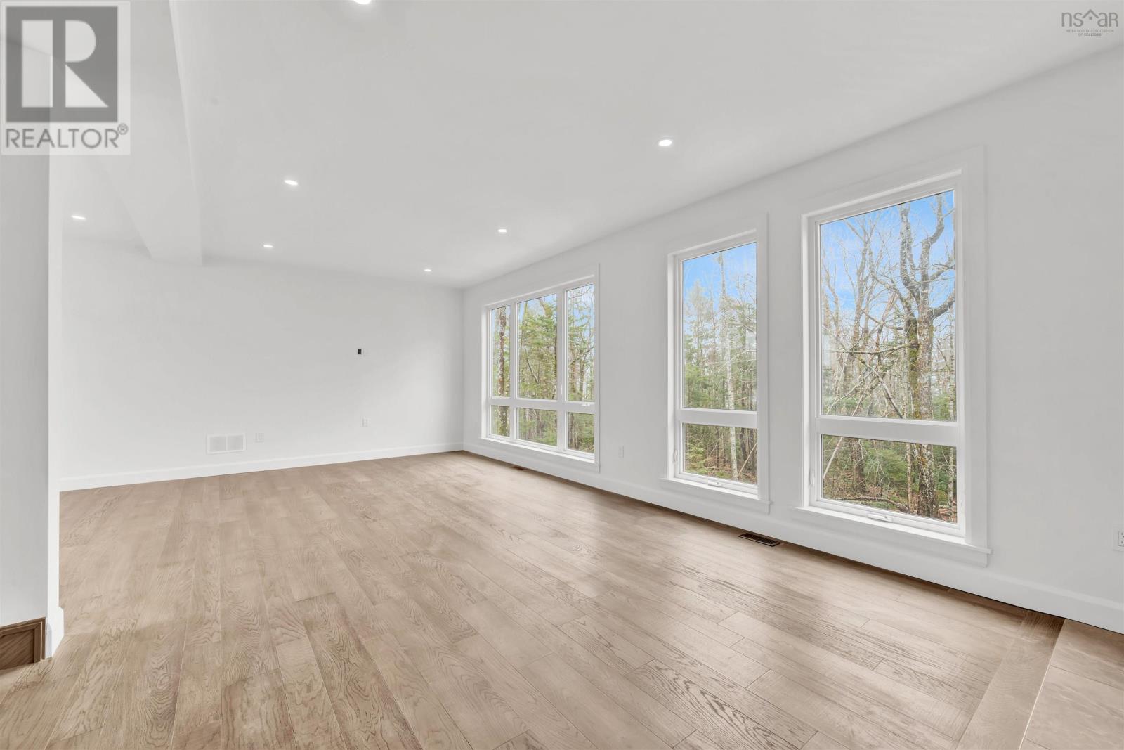 15 Merion Court Property Photo 10