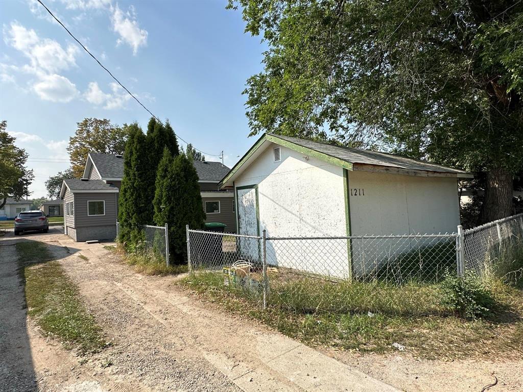 1211 1st Street Property Photo 19