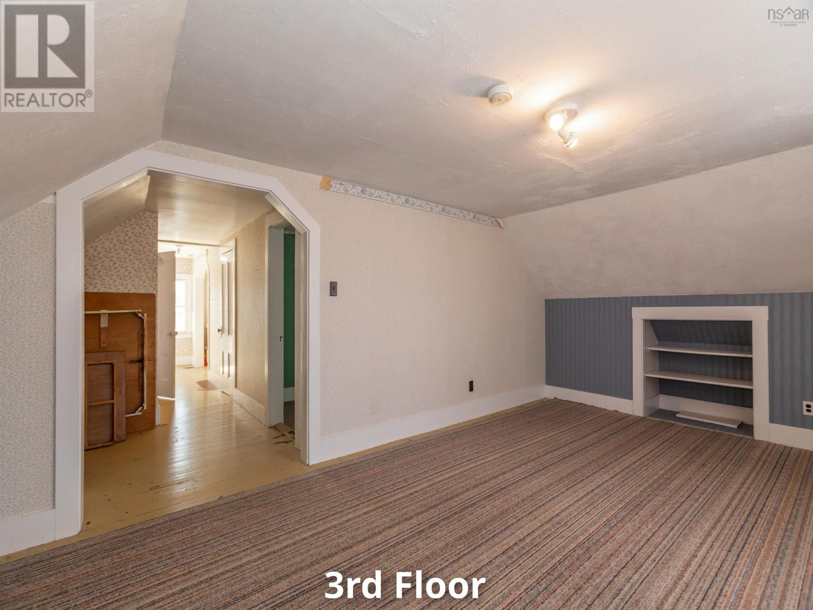 703 Saint George Street Property Photo 47