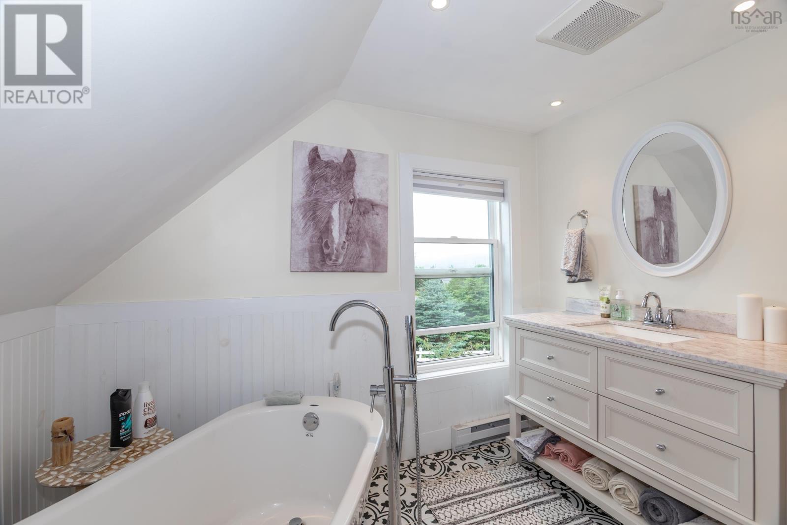 676 201 Highway Property Photo 37