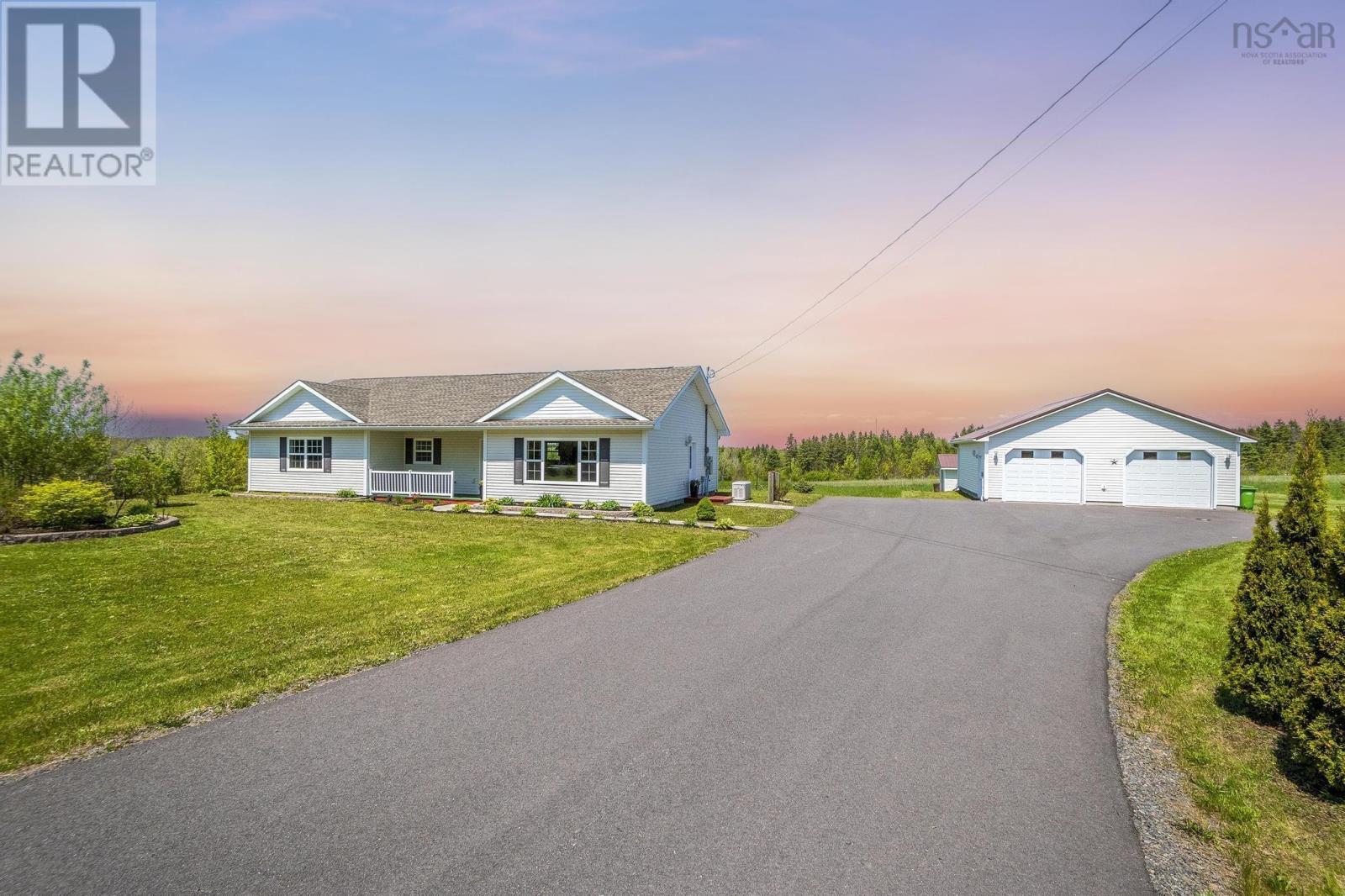 1312 English Mountain Road Property Photo 1