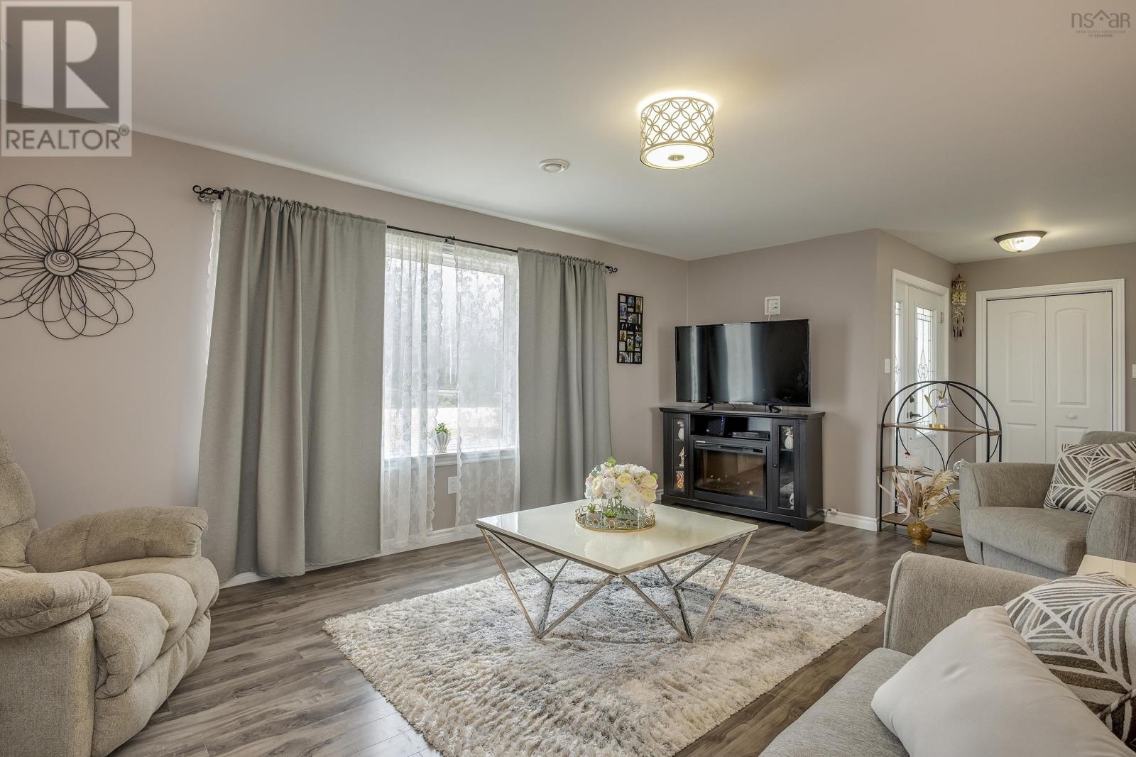 1312 English Mountain Road Property Photo 2