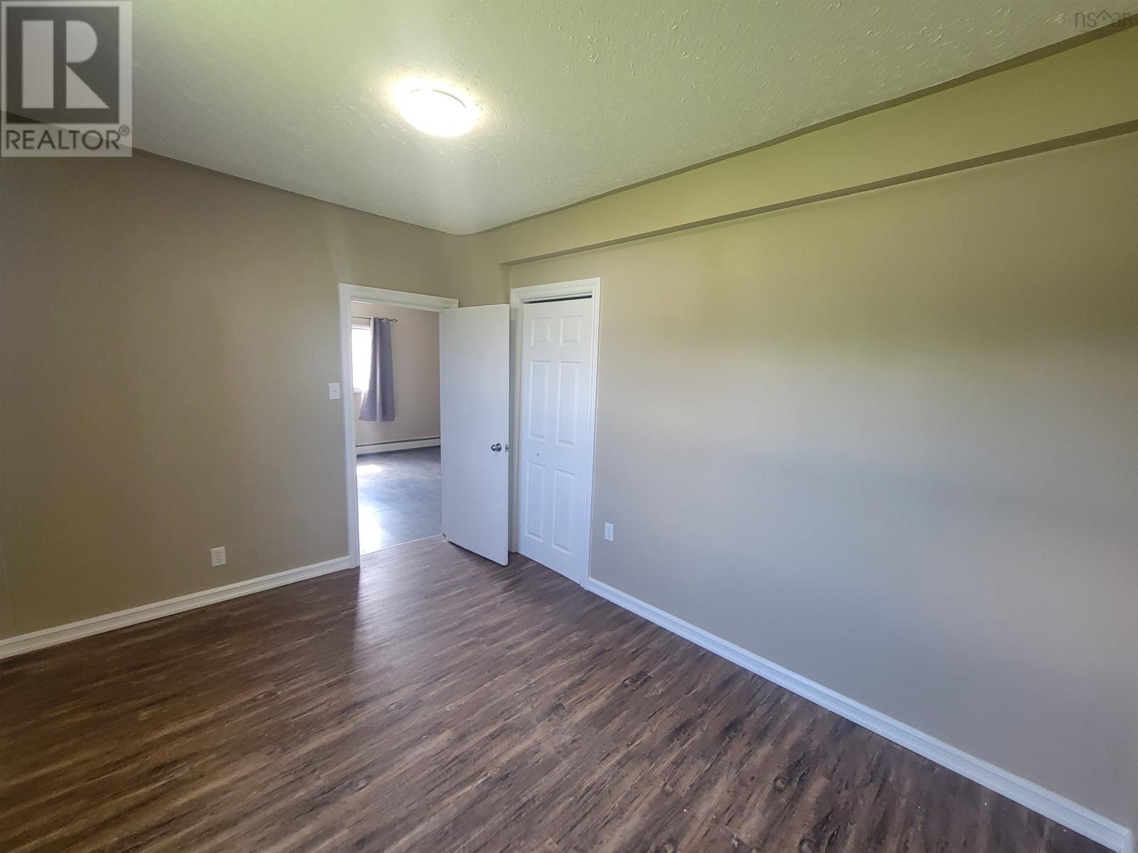 1792 Victoria Street Property Photo 12