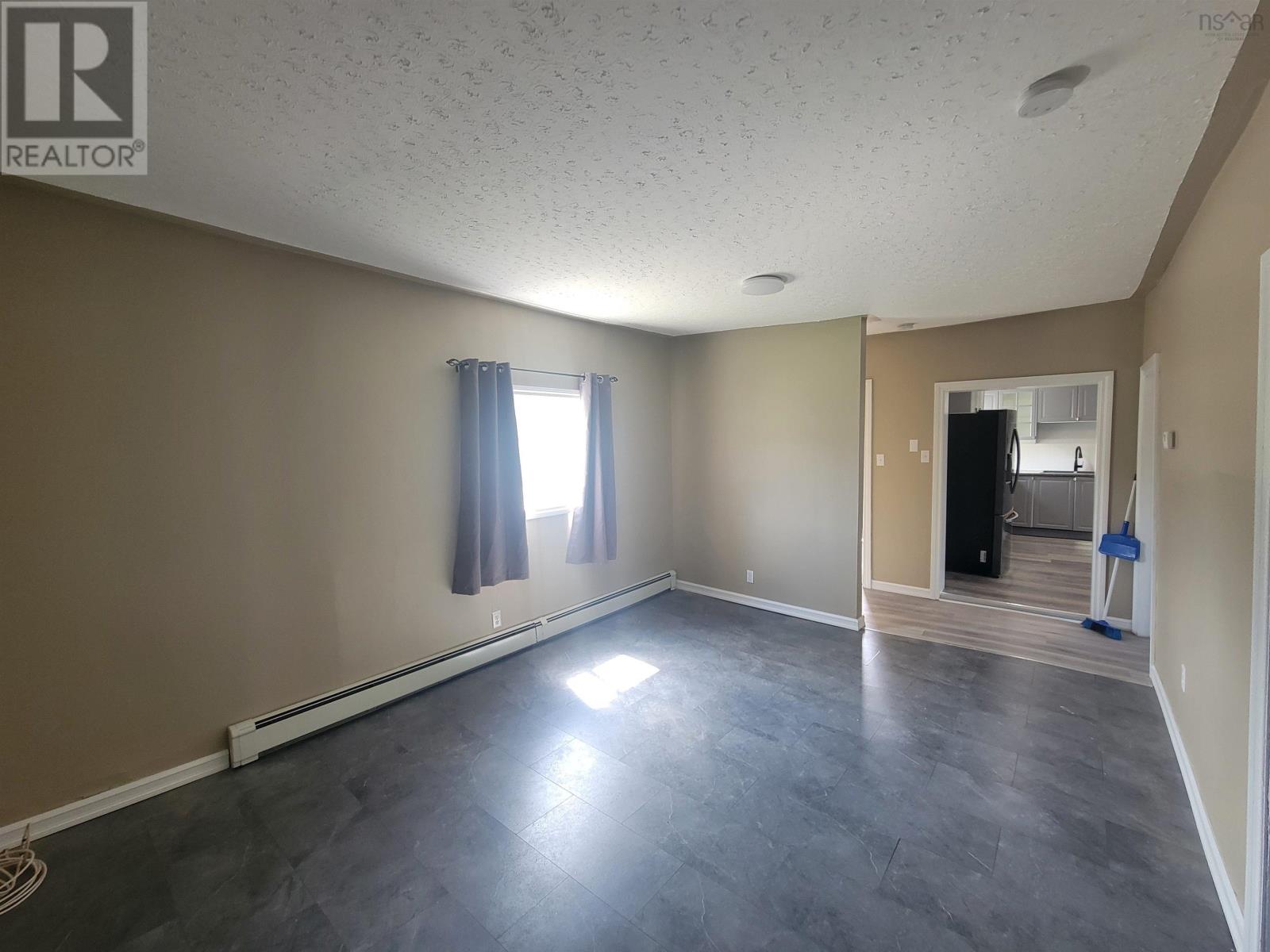 1792 Victoria Street Property Photo 13