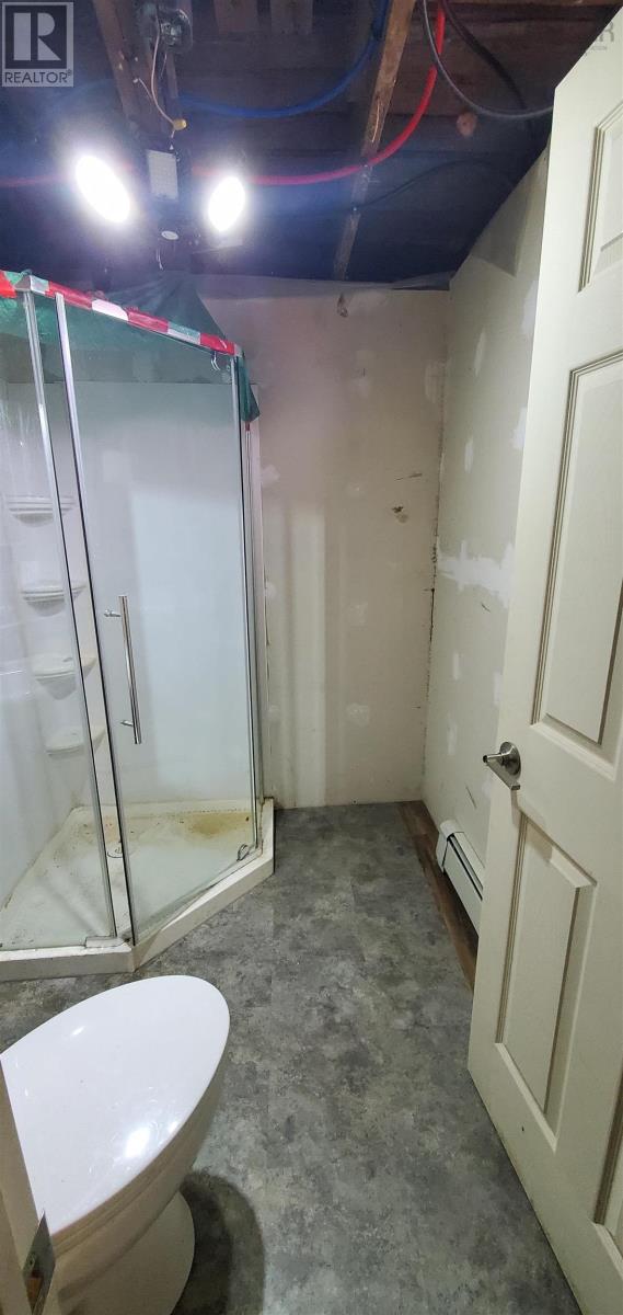 1792 Victoria Street Property Photo 33