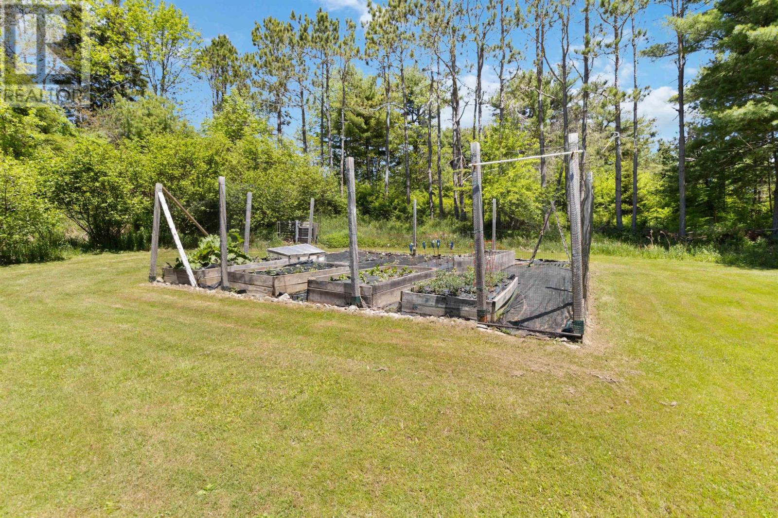 9380 Highway 3 Property Photo 46