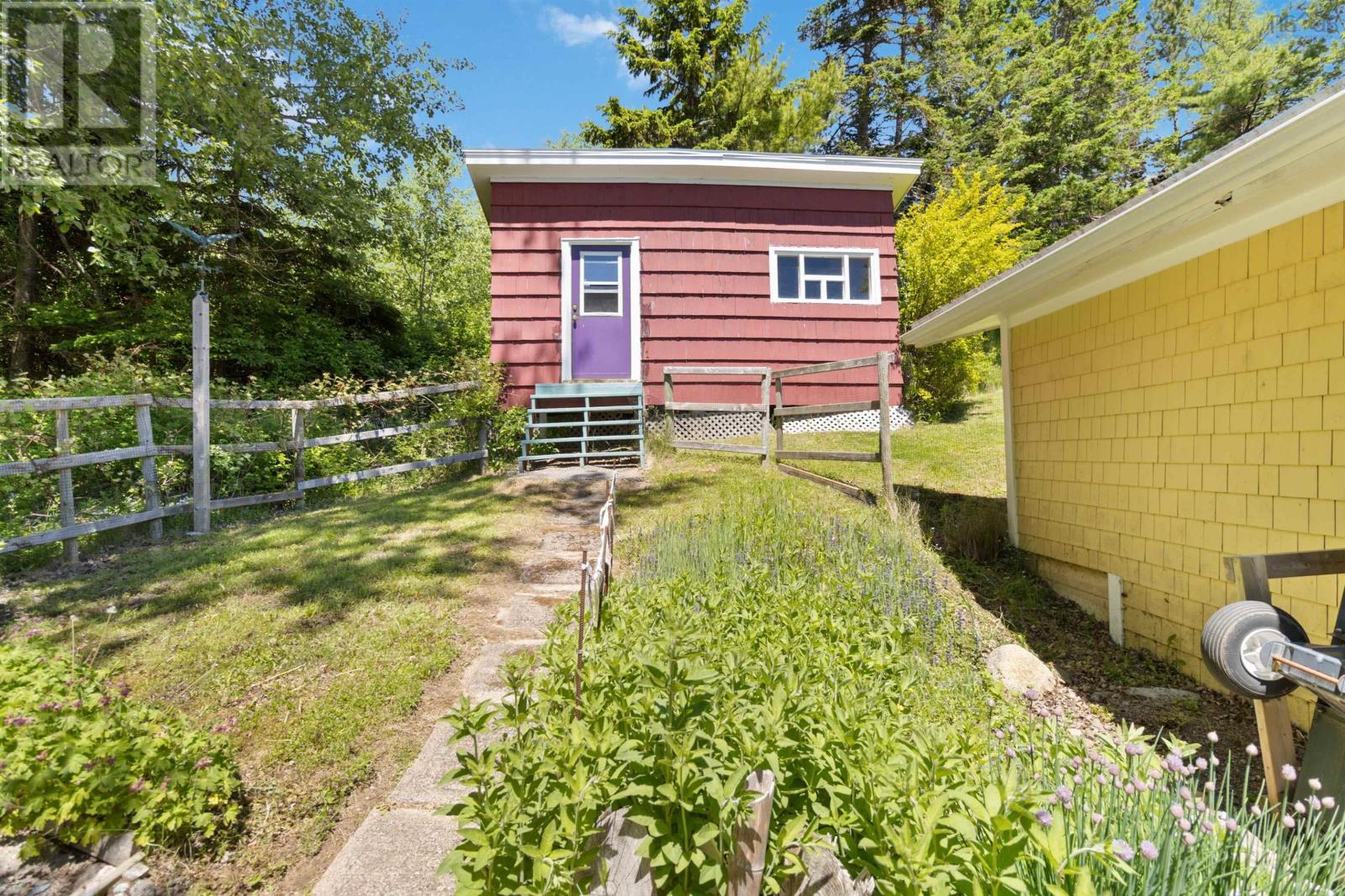 9380 Highway 3 Property Photo 48