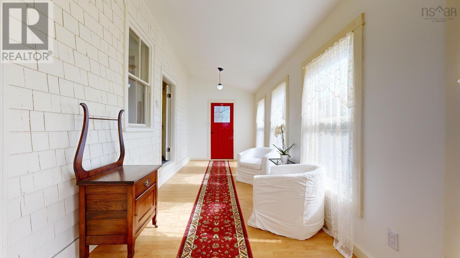62 Chapel Street Property Photo 9